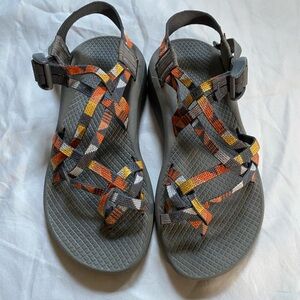 Chaco‎ Multicolor Toe Strap Sandals With Geometric Pattern Size 6 Women’s​